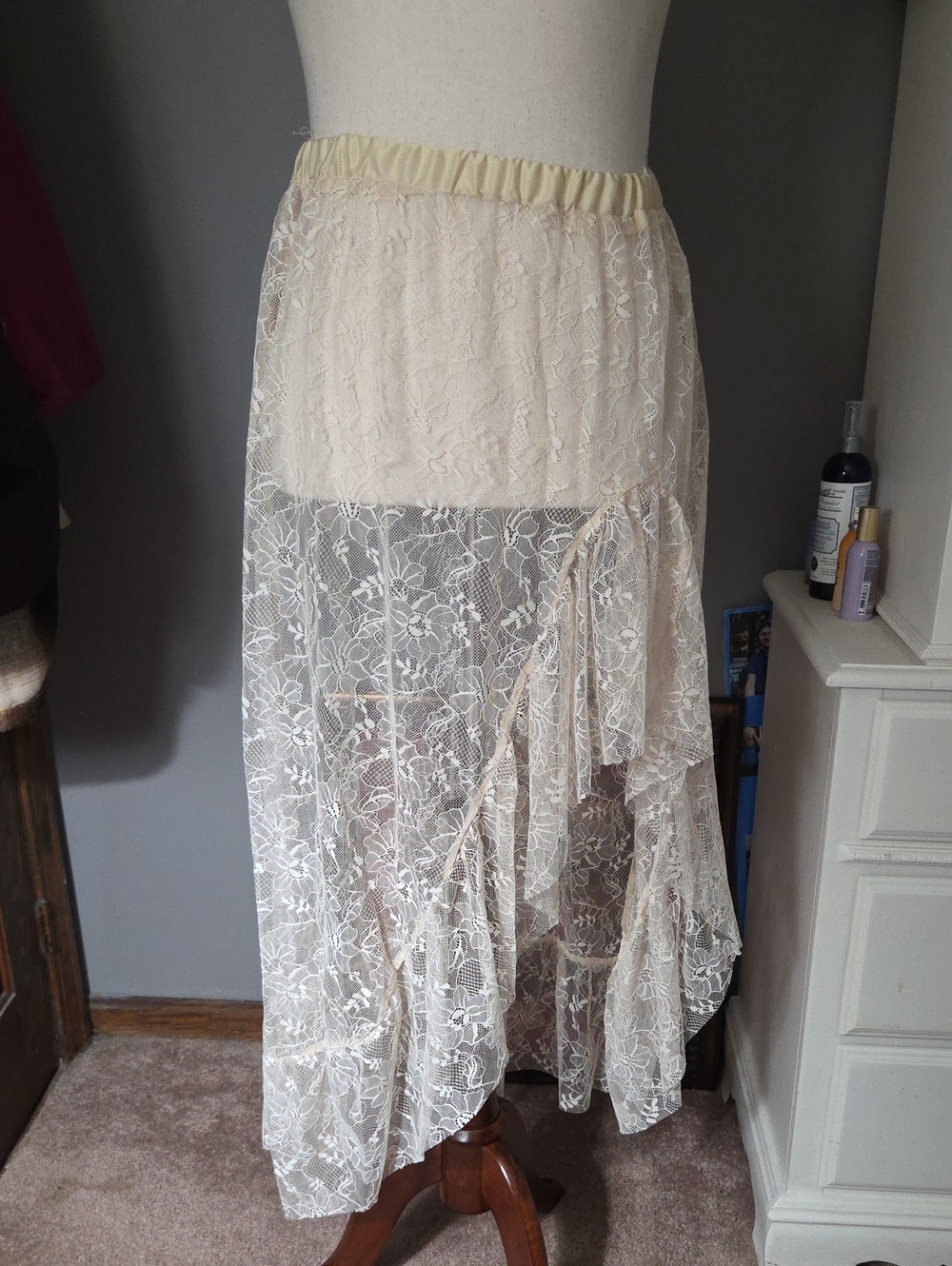 Sheer Lace High-Low Skirt in Cream